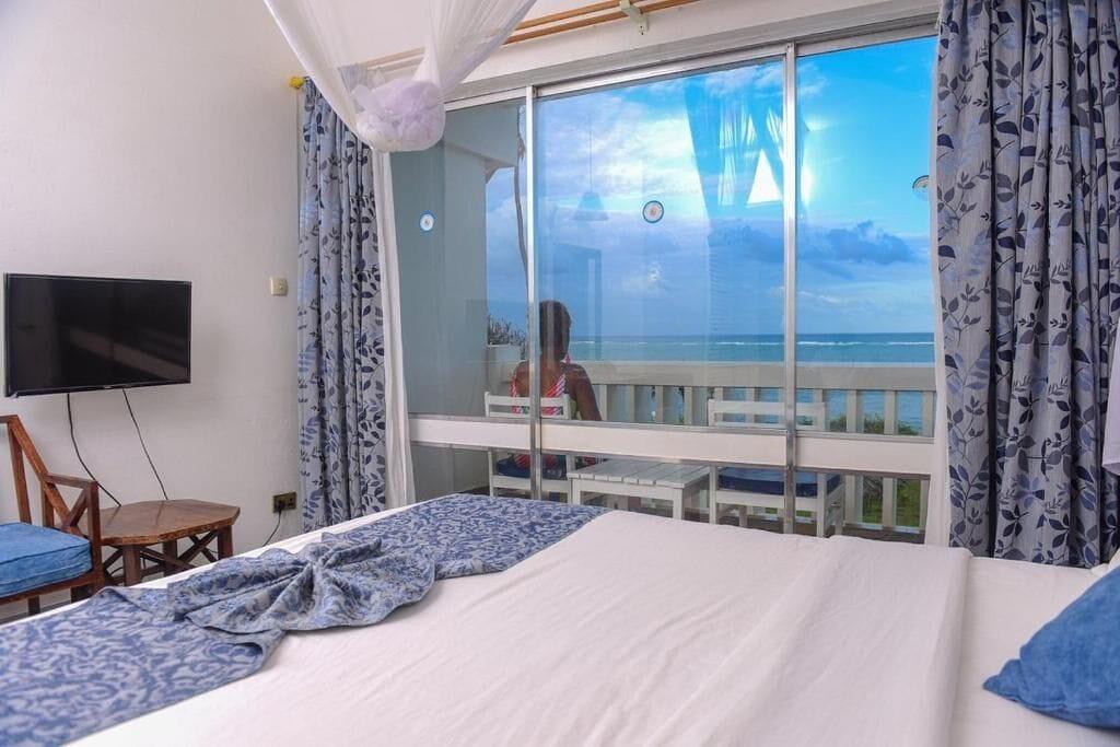 Mombasa Beach Hotel Экстерьер фото