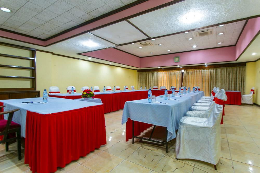 Mombasa Beach Hotel Экстерьер фото