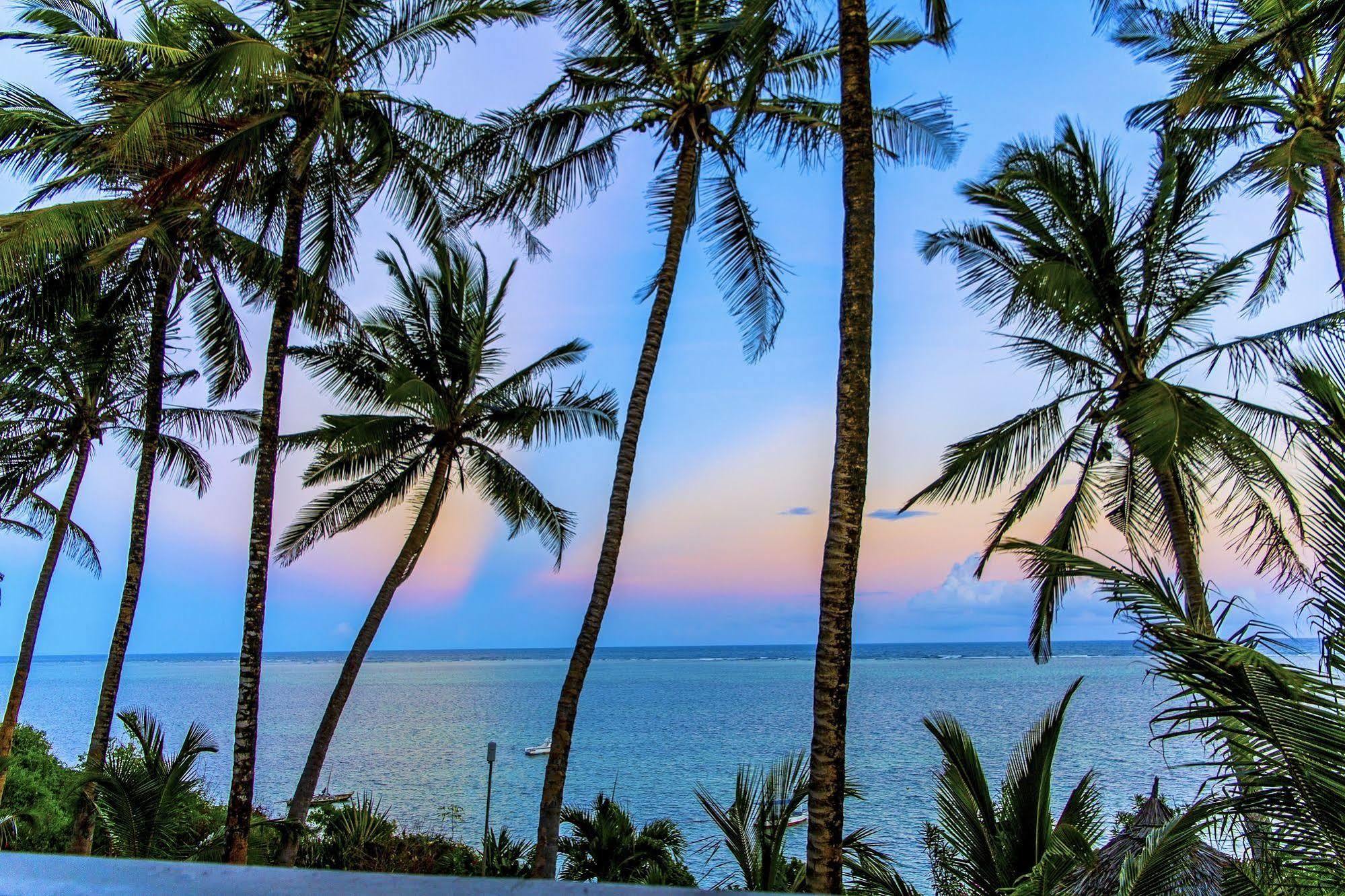 Mombasa Beach Hotel Экстерьер фото
